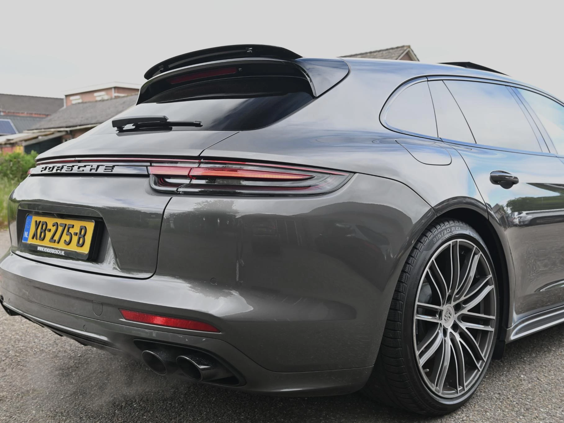 Hoofdafbeelding Porsche Panamera