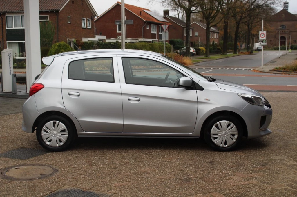 Hoofdafbeelding Mitsubishi Space Star