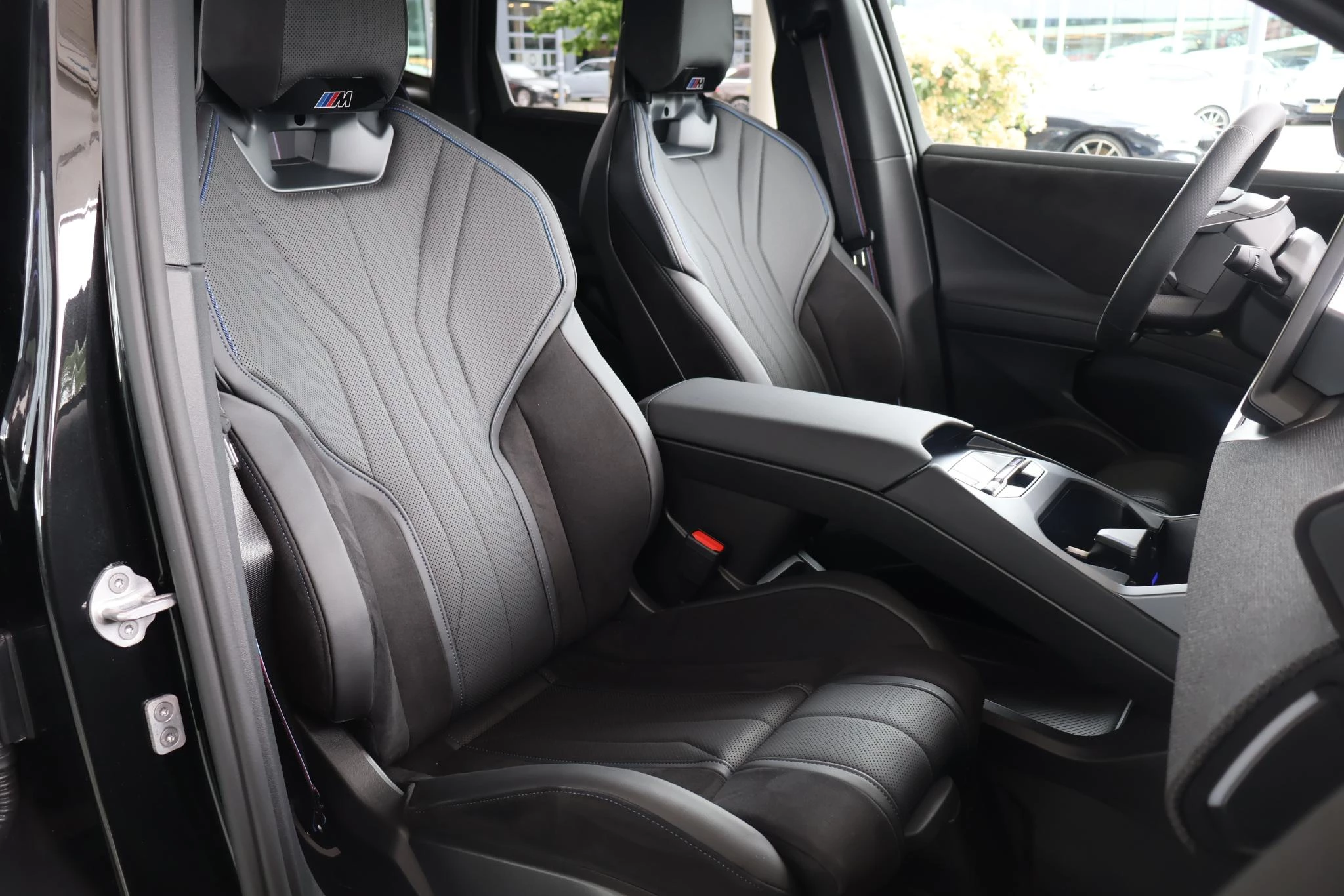 Hoofdafbeelding BMW iX3