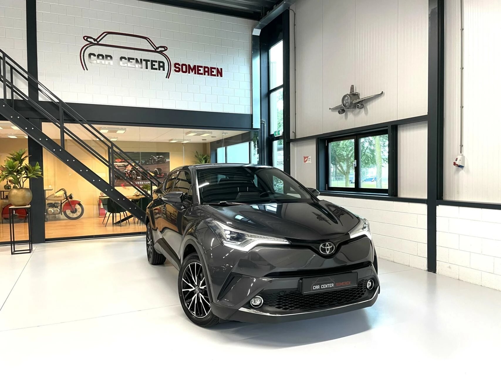 Hoofdafbeelding Toyota C-HR