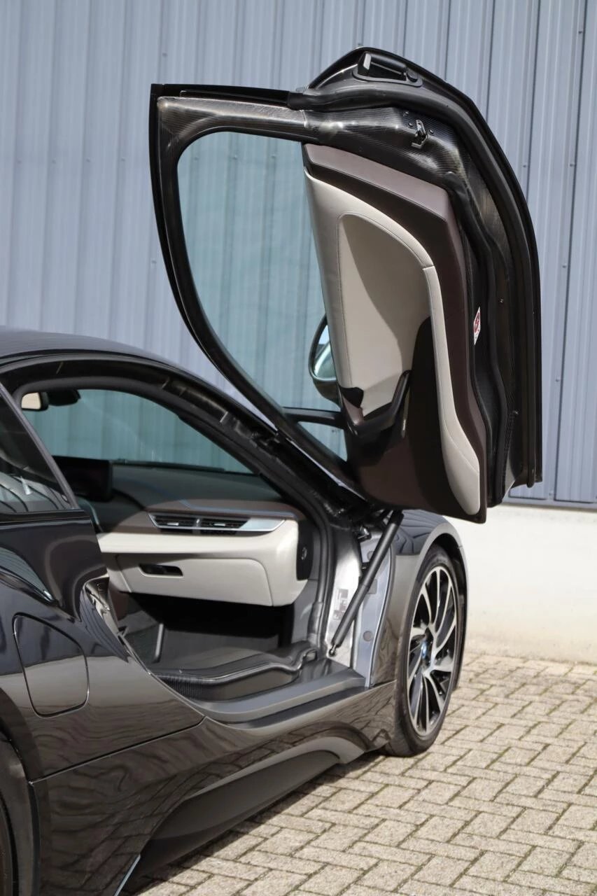 Hoofdafbeelding BMW i8