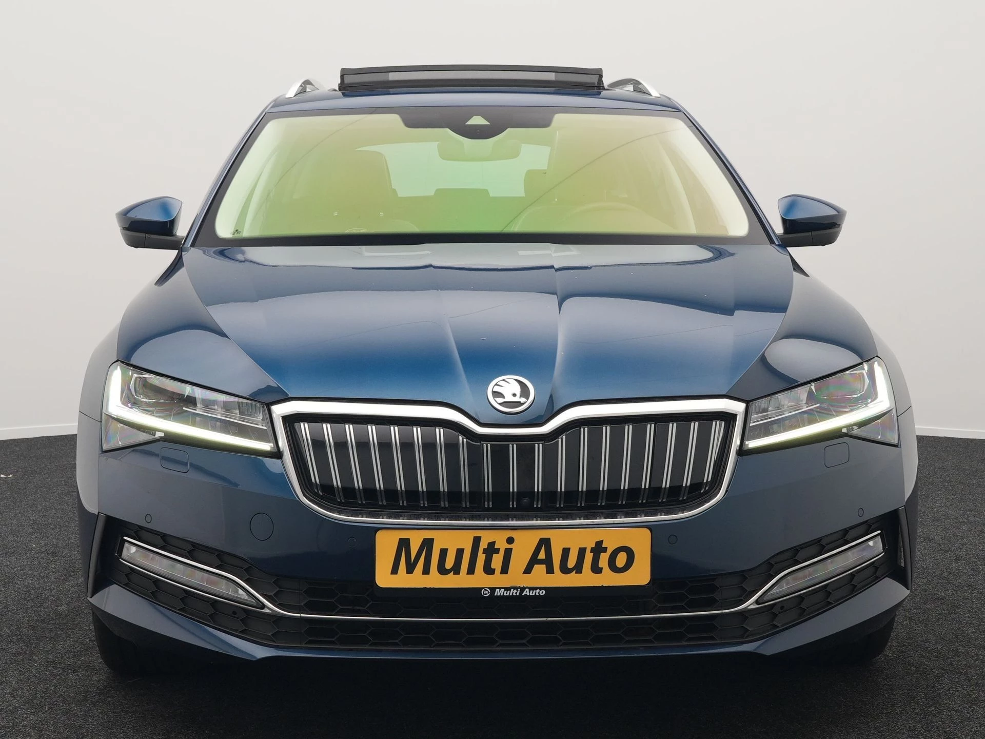 Hoofdafbeelding Škoda Superb