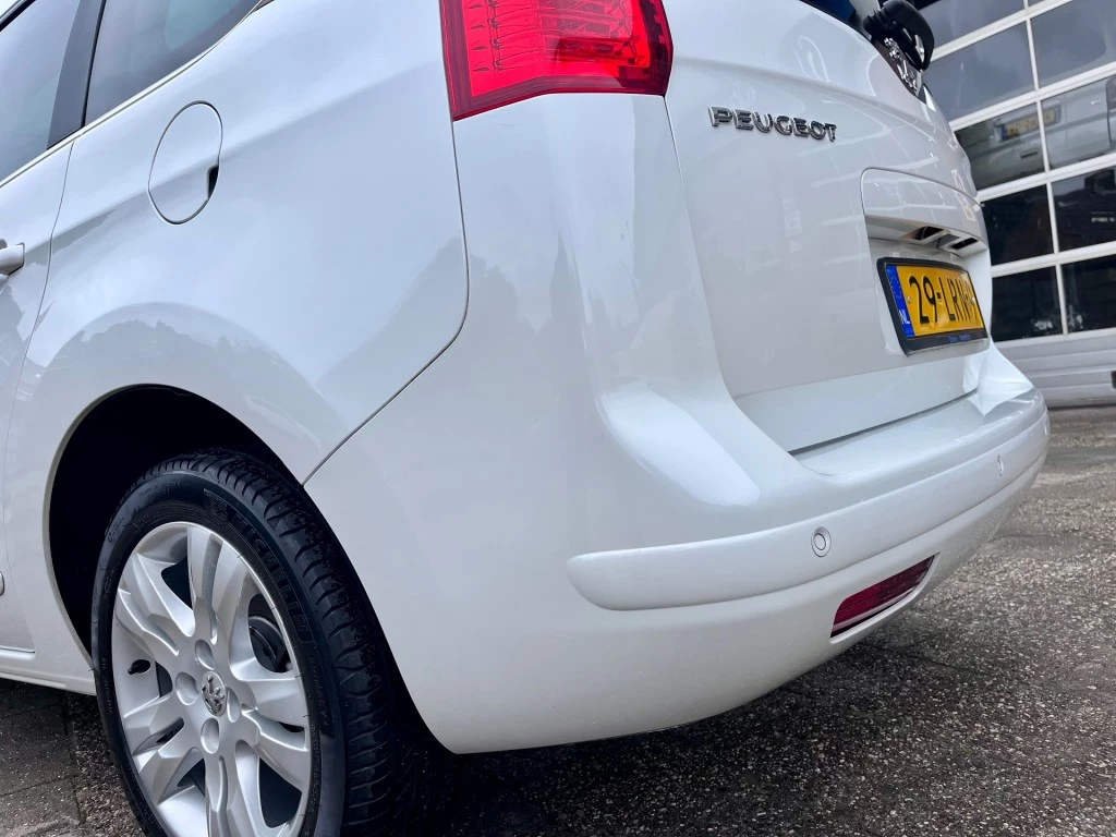 Hoofdafbeelding Peugeot 5008