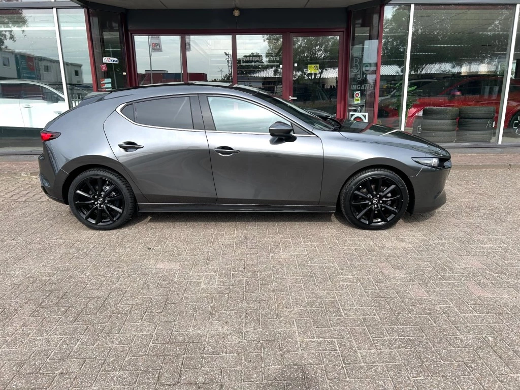 Hoofdafbeelding Mazda 3