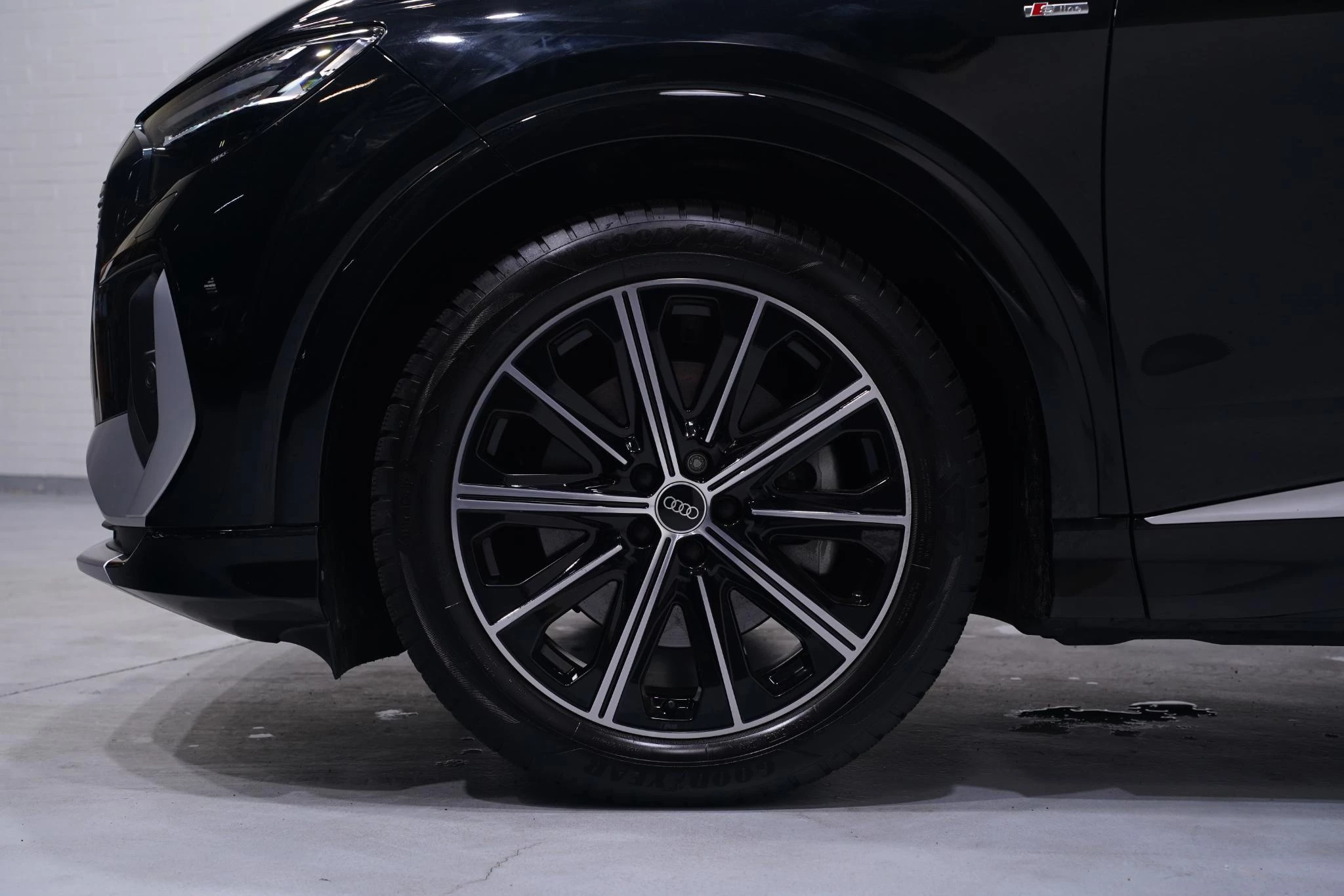 Hoofdafbeelding Audi Q4 e-tron