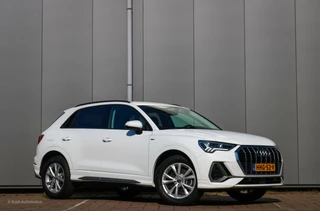 Hoofdafbeelding Audi Q3 Audi Q3 45 TFSI e S-Line | Matrix | Adaptive Cruise | Automaat | Stoelverwarming | Rijklaar.