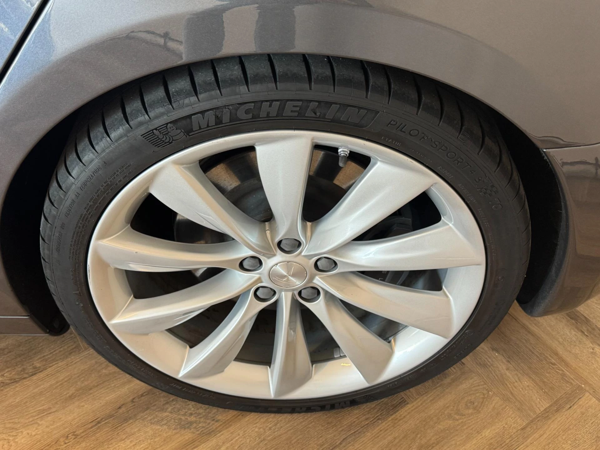 Hoofdafbeelding Tesla Model S