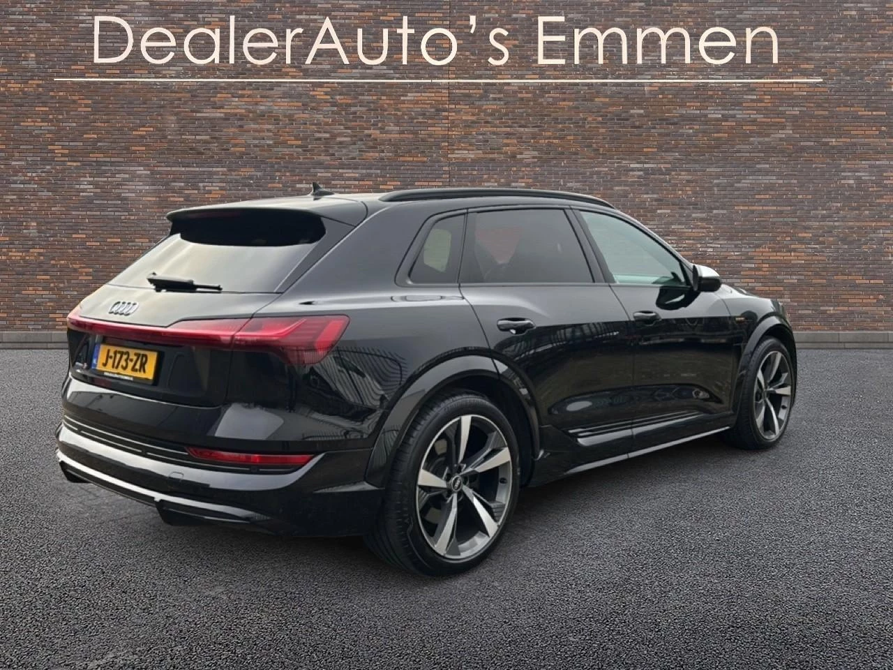 Hoofdafbeelding Audi e-tron