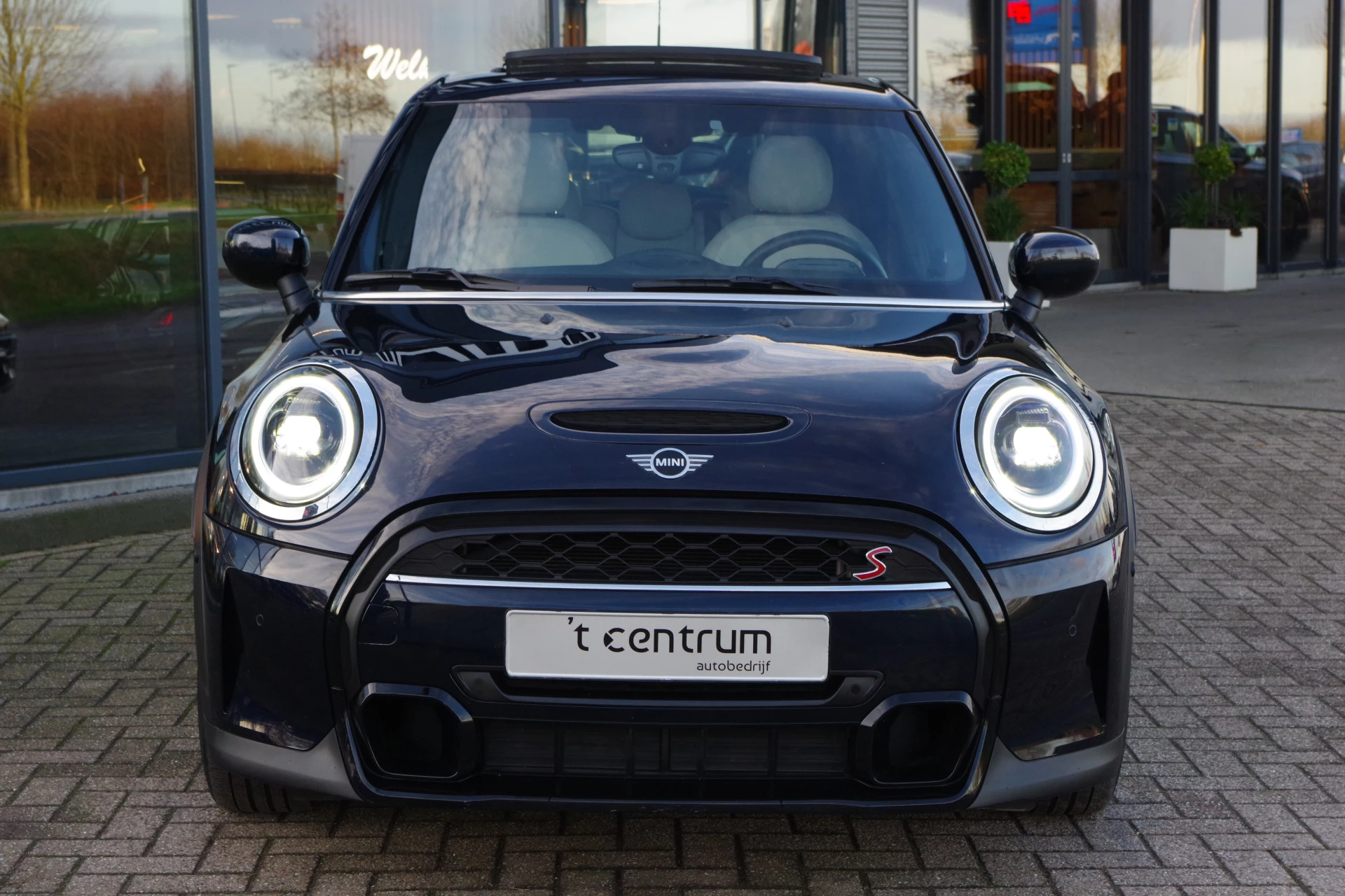 Hoofdafbeelding MINI 5-deurs