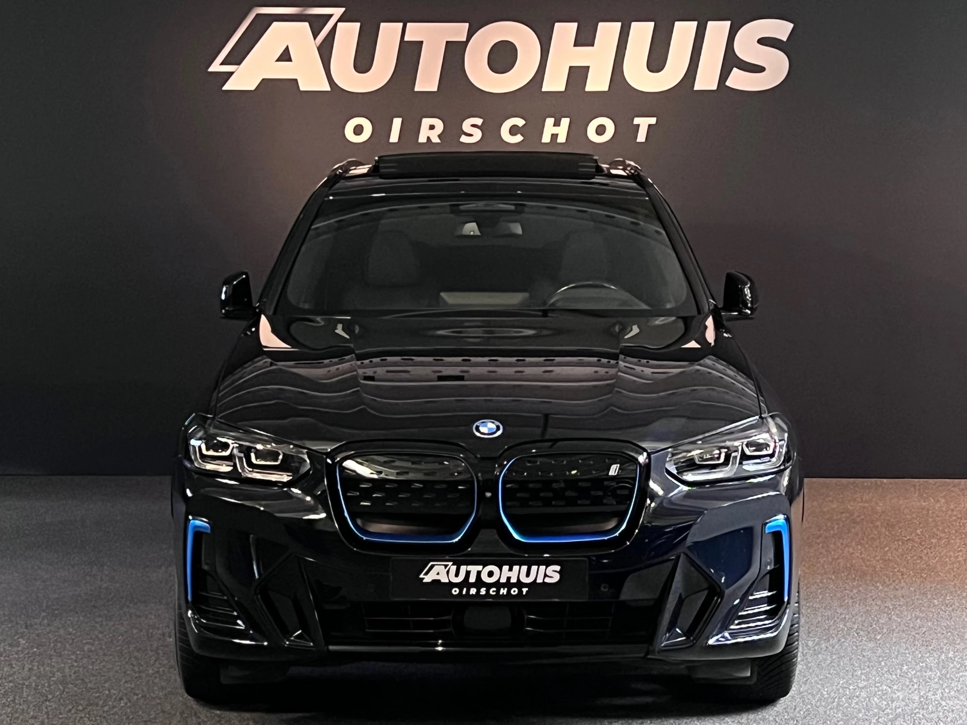 Hoofdafbeelding BMW iX3