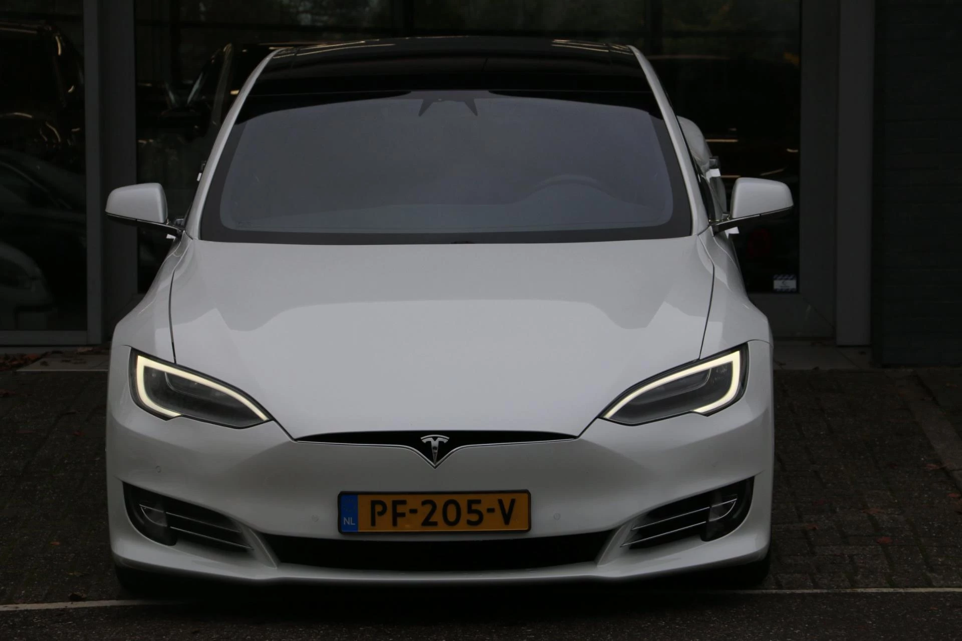 Hoofdafbeelding Tesla Model S