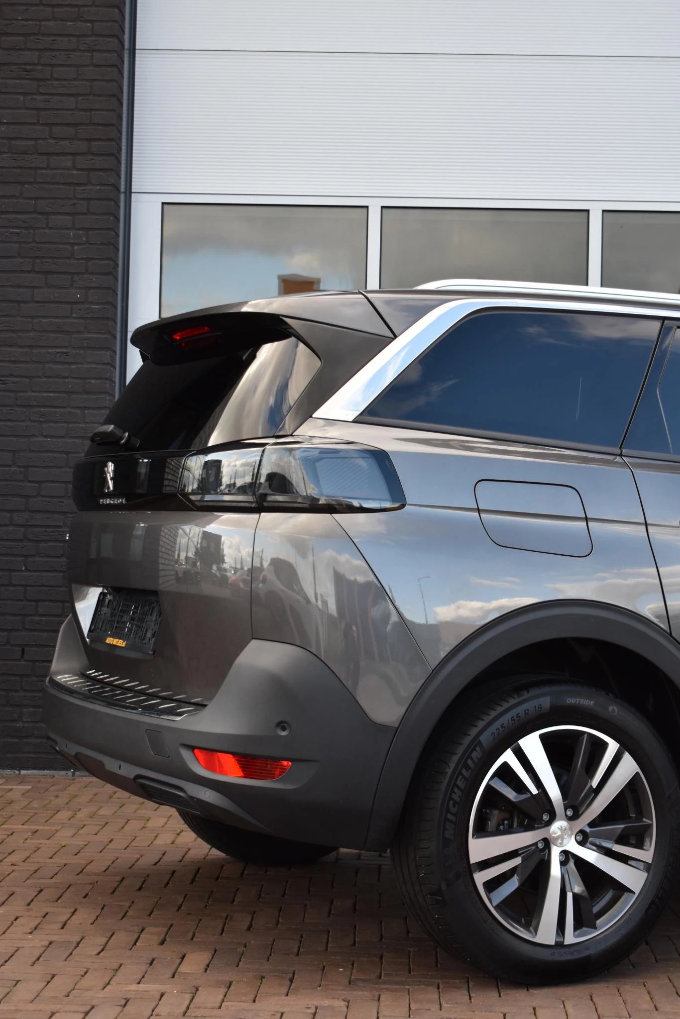 Hoofdafbeelding Peugeot 5008