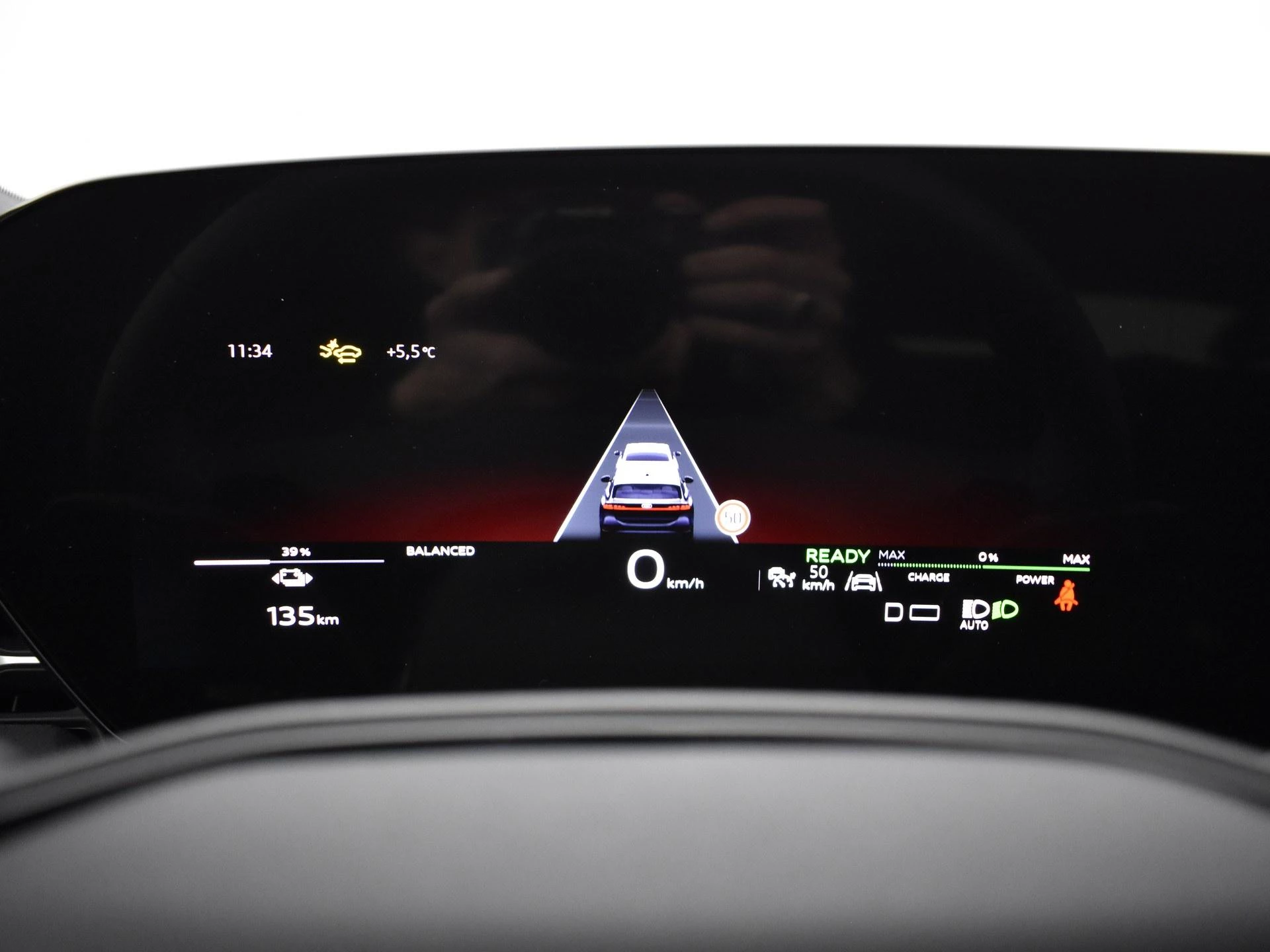 Hoofdafbeelding Audi A6 Avant e-tron