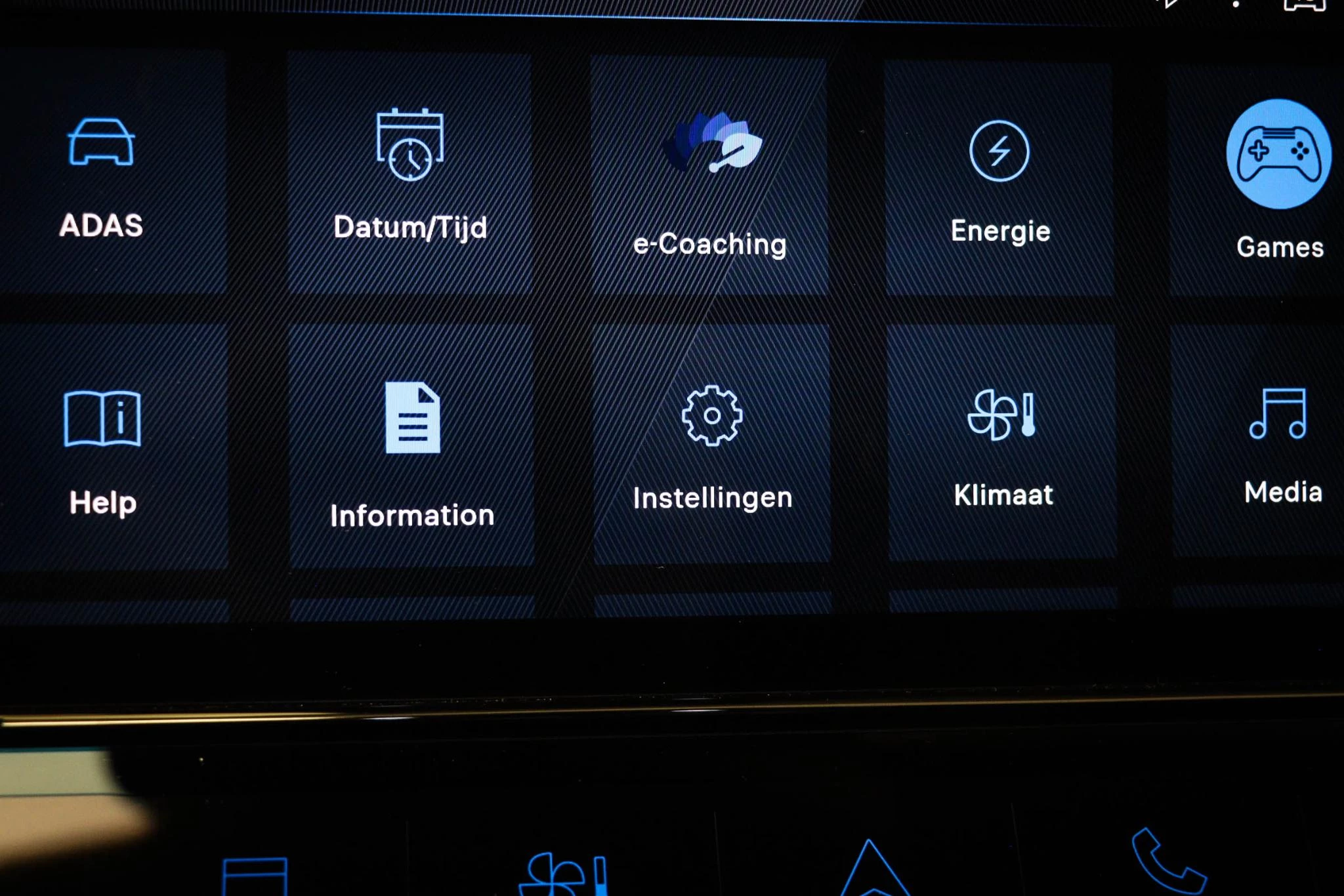Hoofdafbeelding Peugeot 408