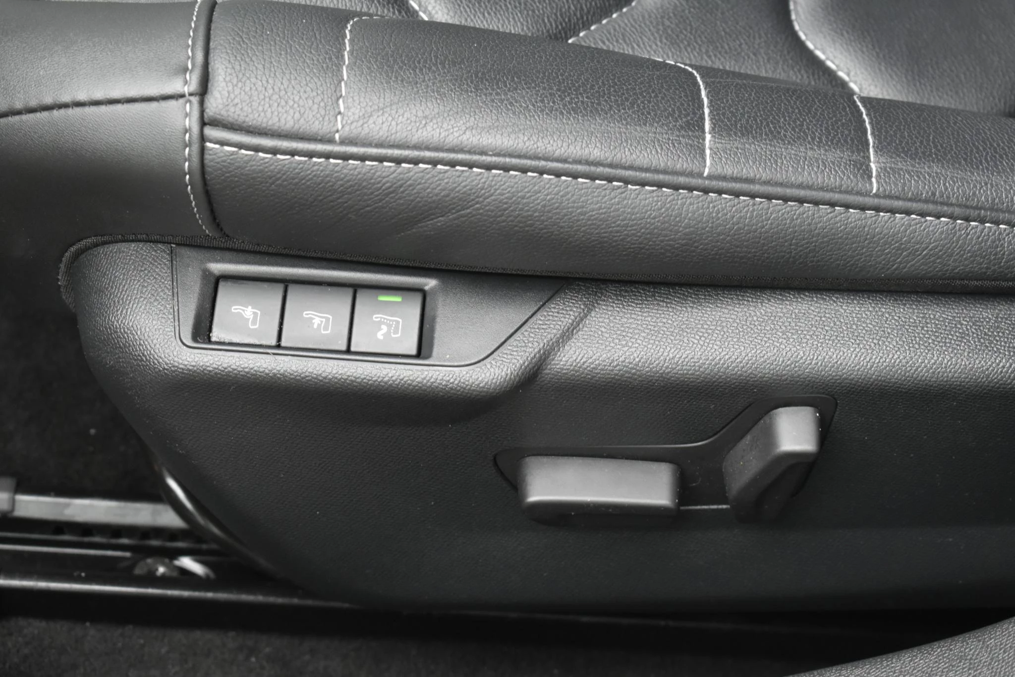 Hoofdafbeelding Citroën ë-C4