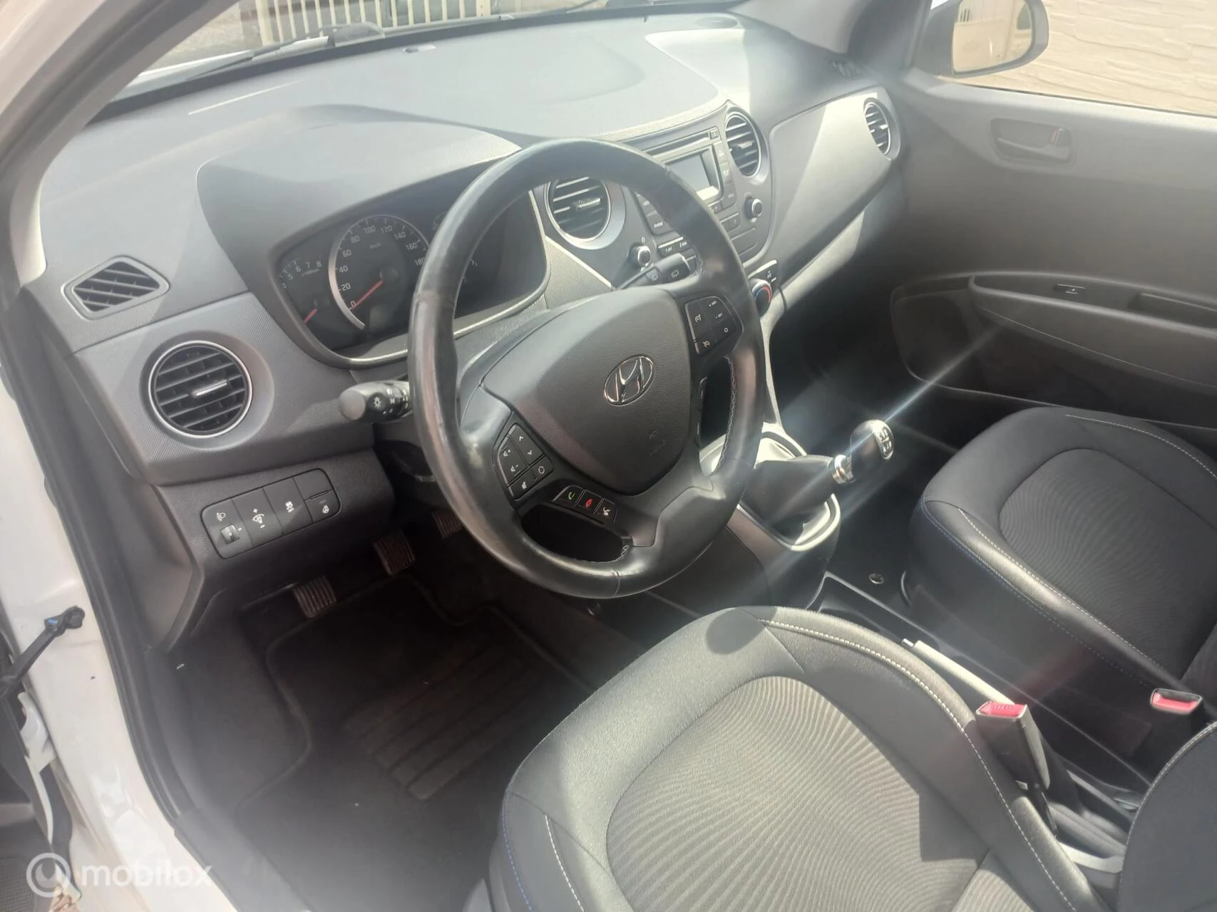 Hoofdafbeelding Hyundai i10