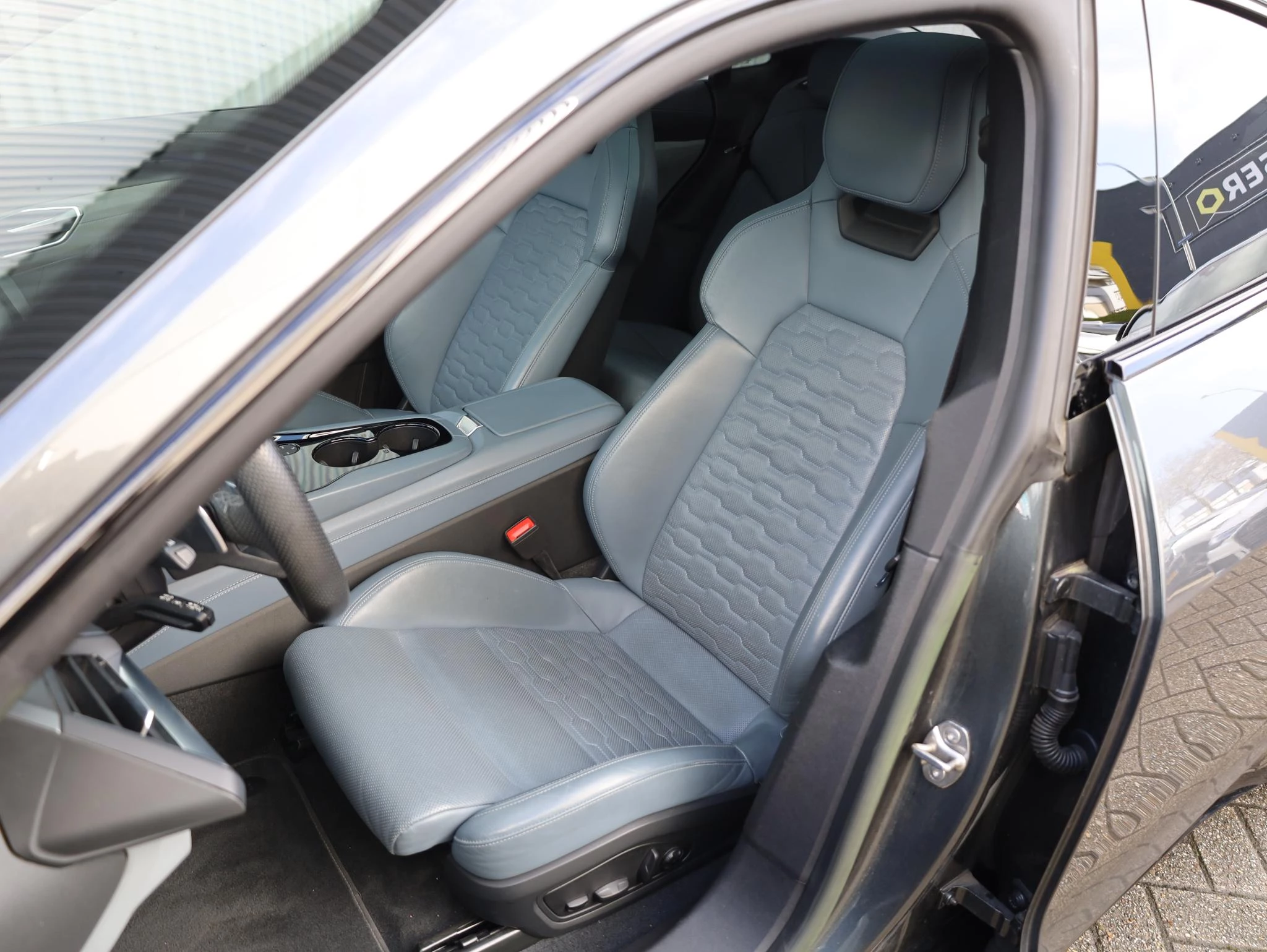 Hoofdafbeelding Audi e-tron GT