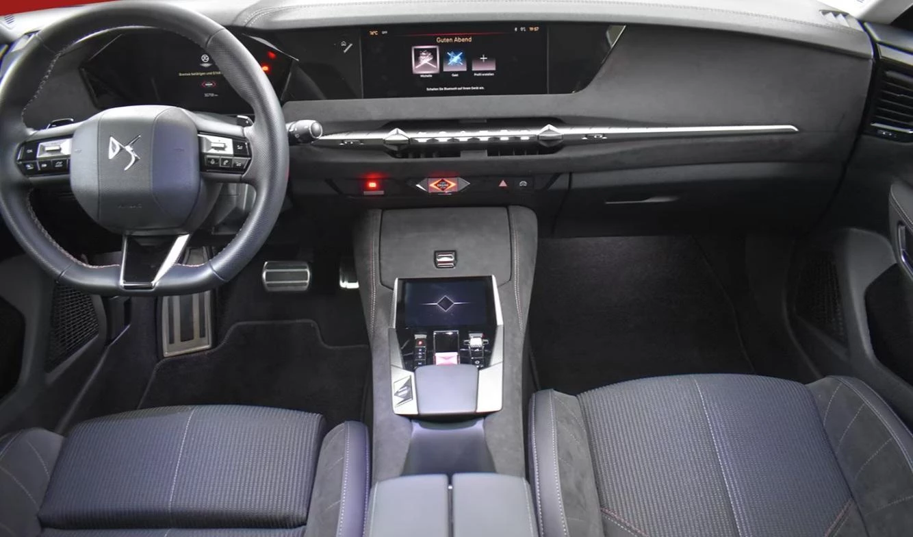 Hoofdafbeelding DS DS 4