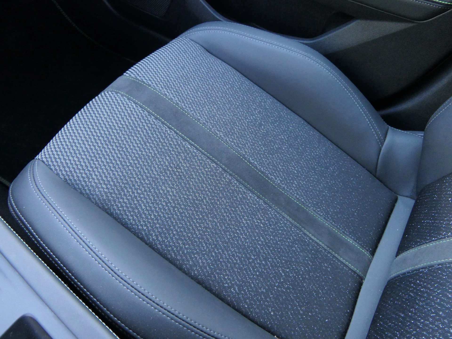 Hoofdafbeelding Peugeot 408