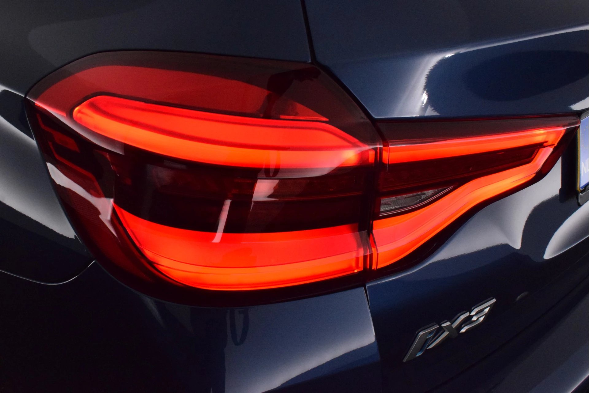 Hoofdafbeelding BMW iX3