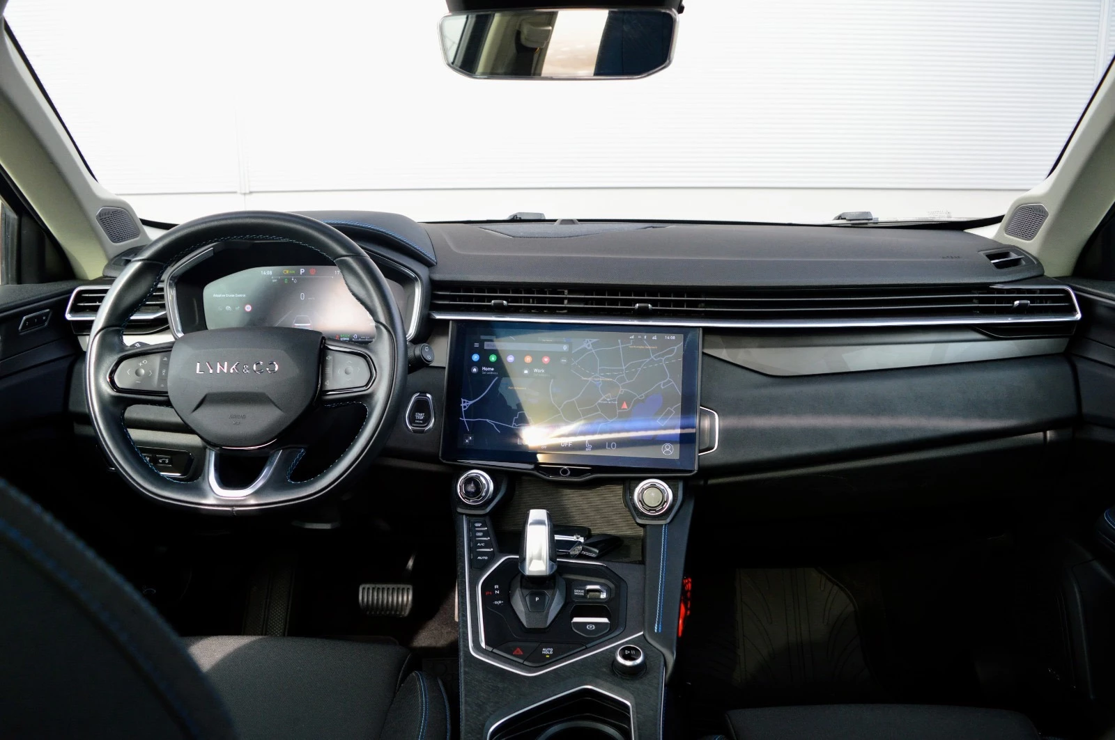 Hoofdafbeelding Lynk & Co 01