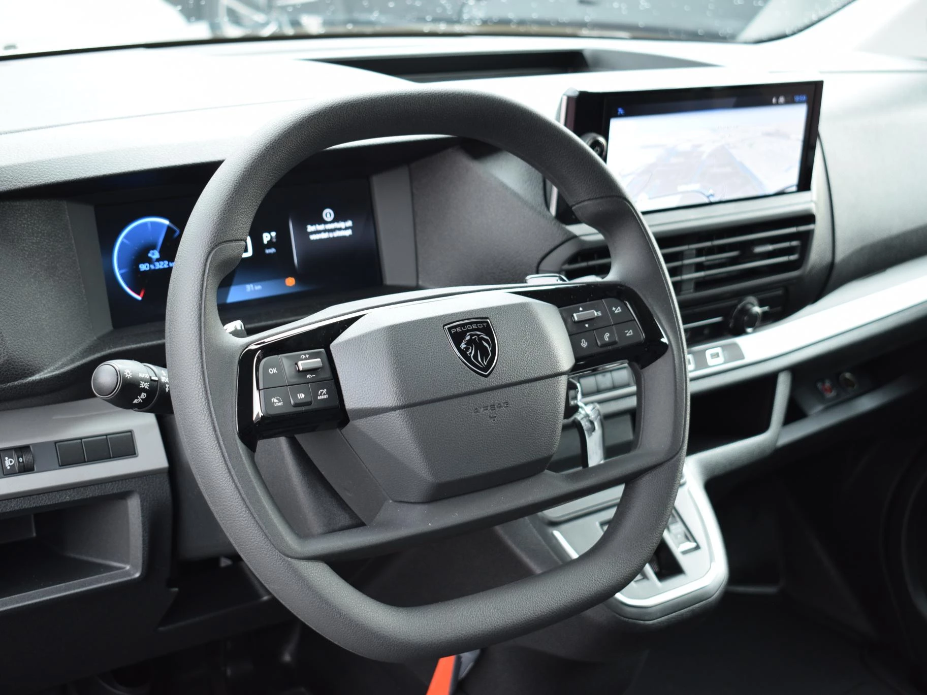 Hoofdafbeelding Peugeot e-Expert