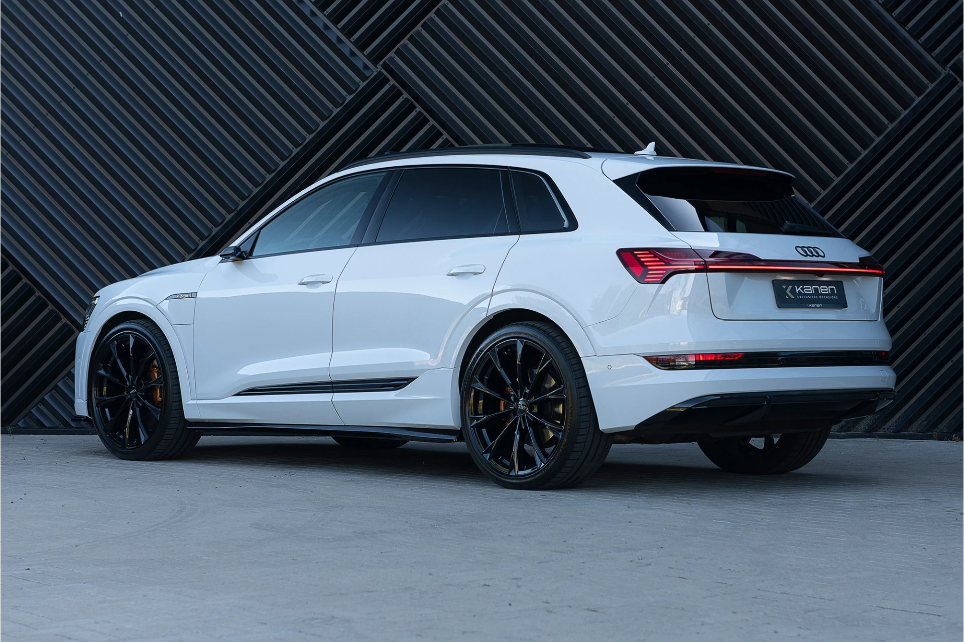 Hoofdafbeelding Audi e-tron
