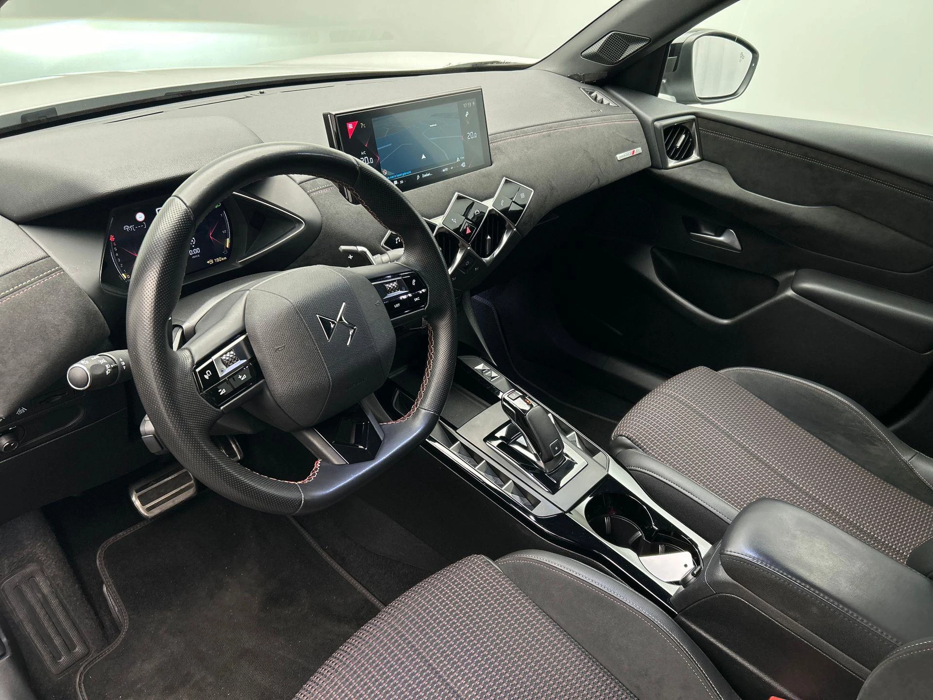 Hoofdafbeelding DS DS 3