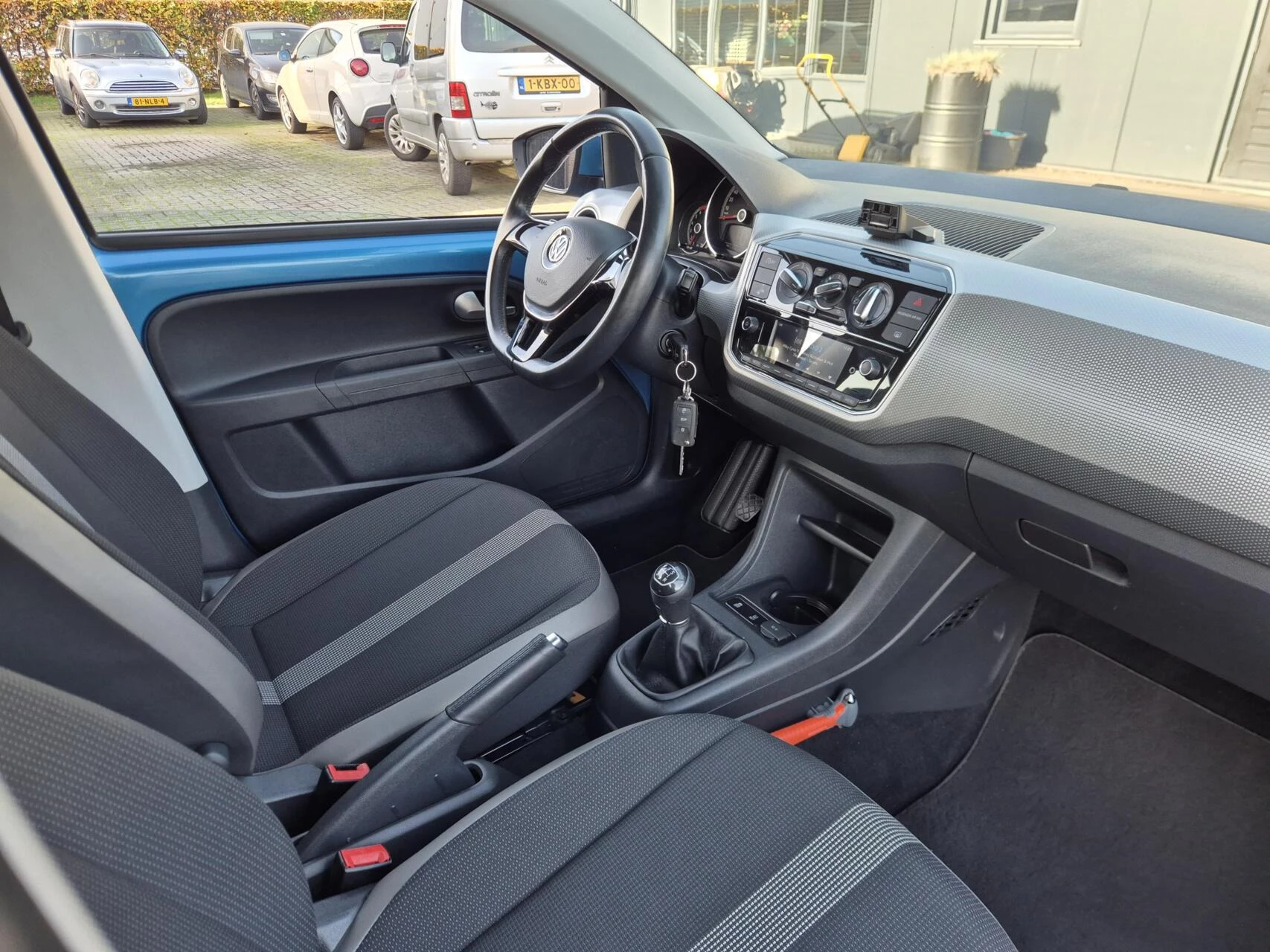 Hoofdafbeelding Volkswagen up!