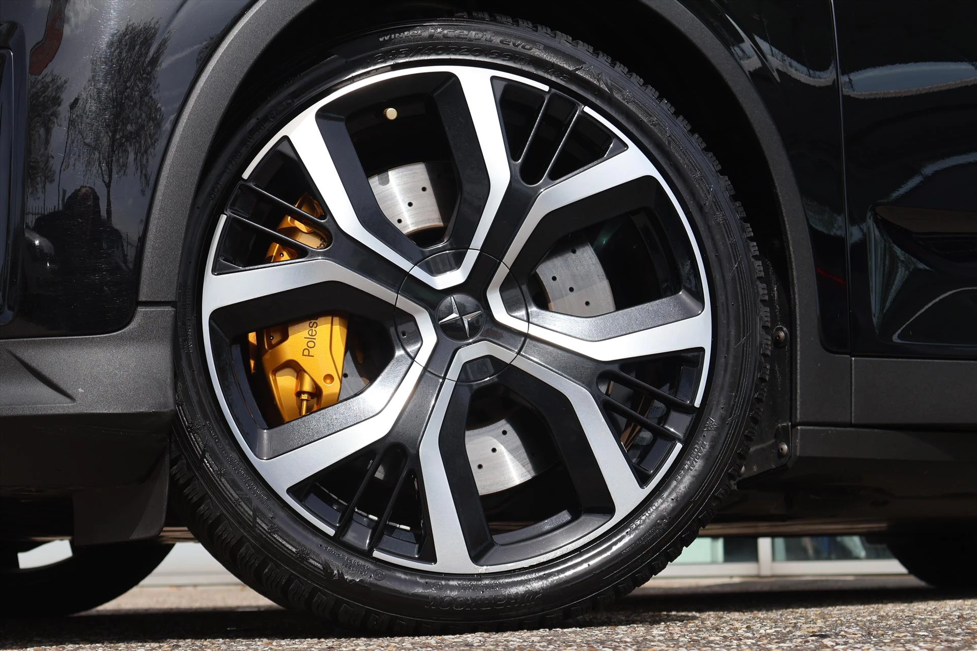 Hoofdafbeelding Polestar 2