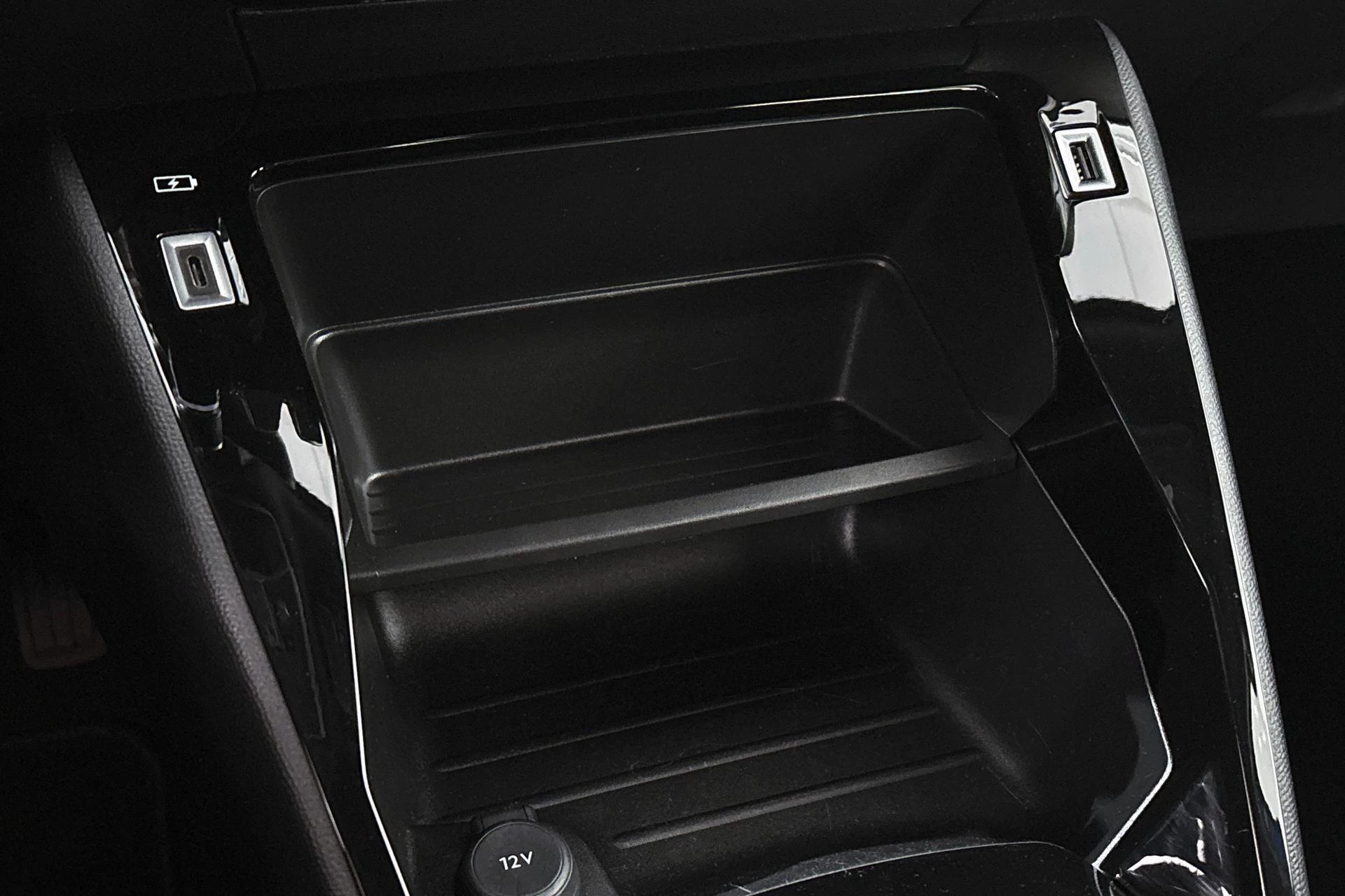 Hoofdafbeelding Peugeot e-2008