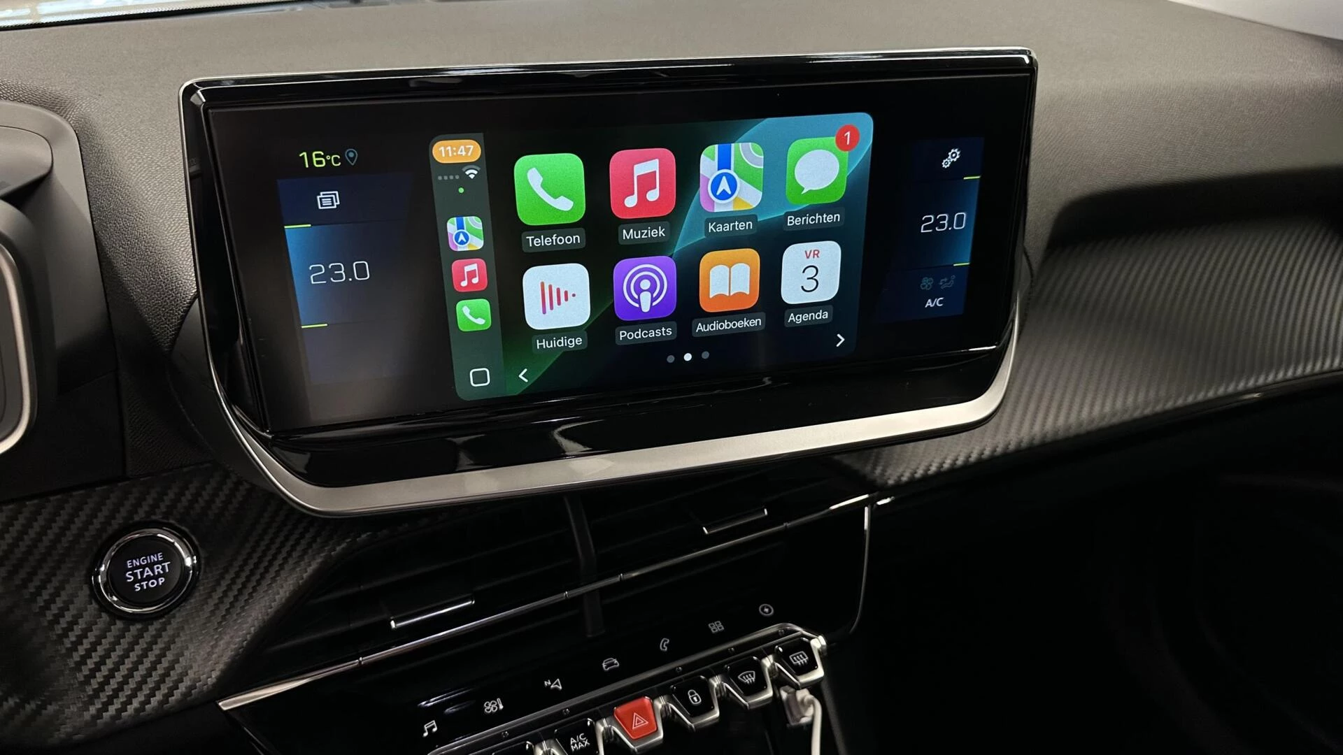 Hoofdafbeelding Peugeot e-2008