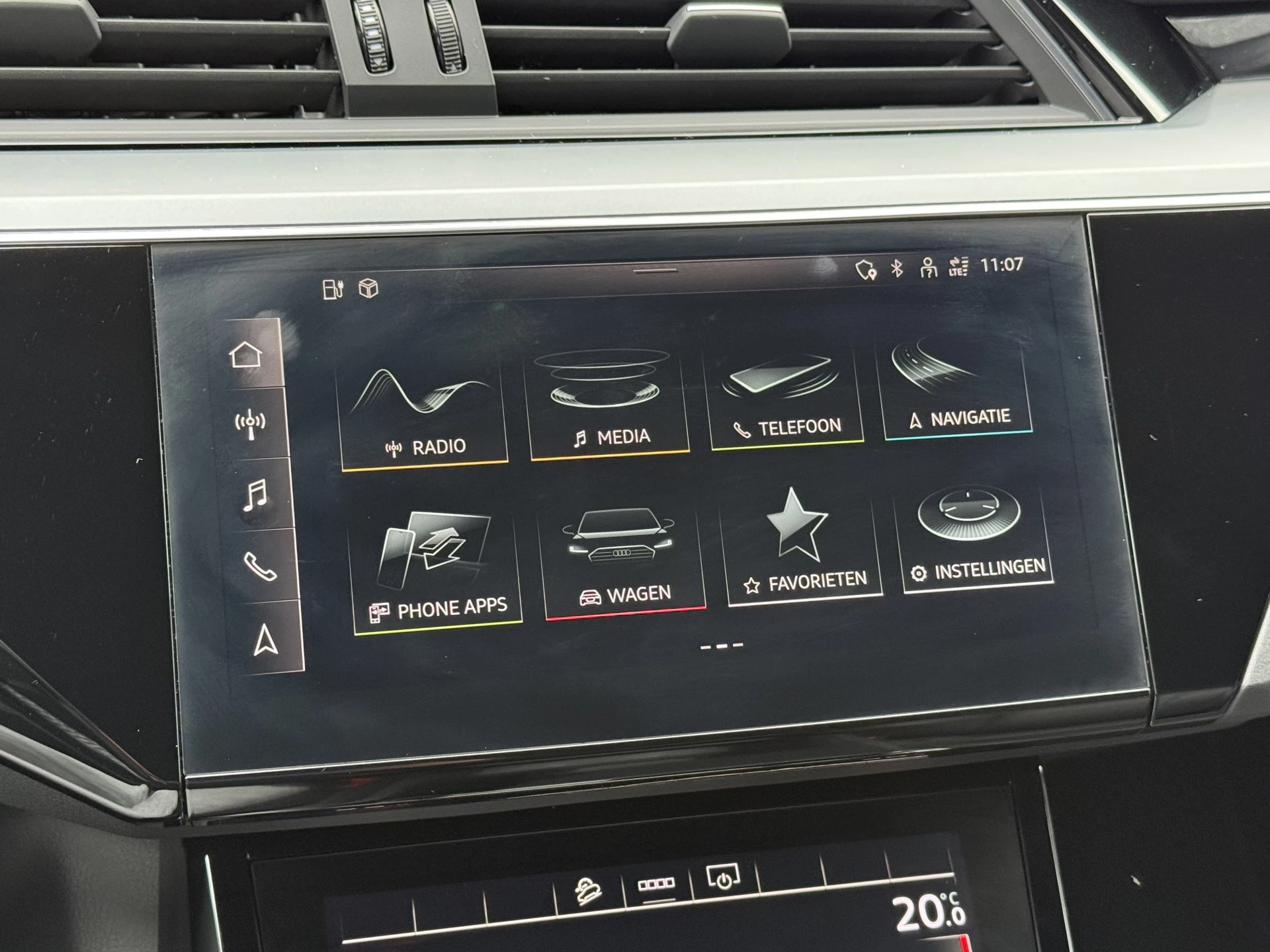 Hoofdafbeelding Audi e-tron