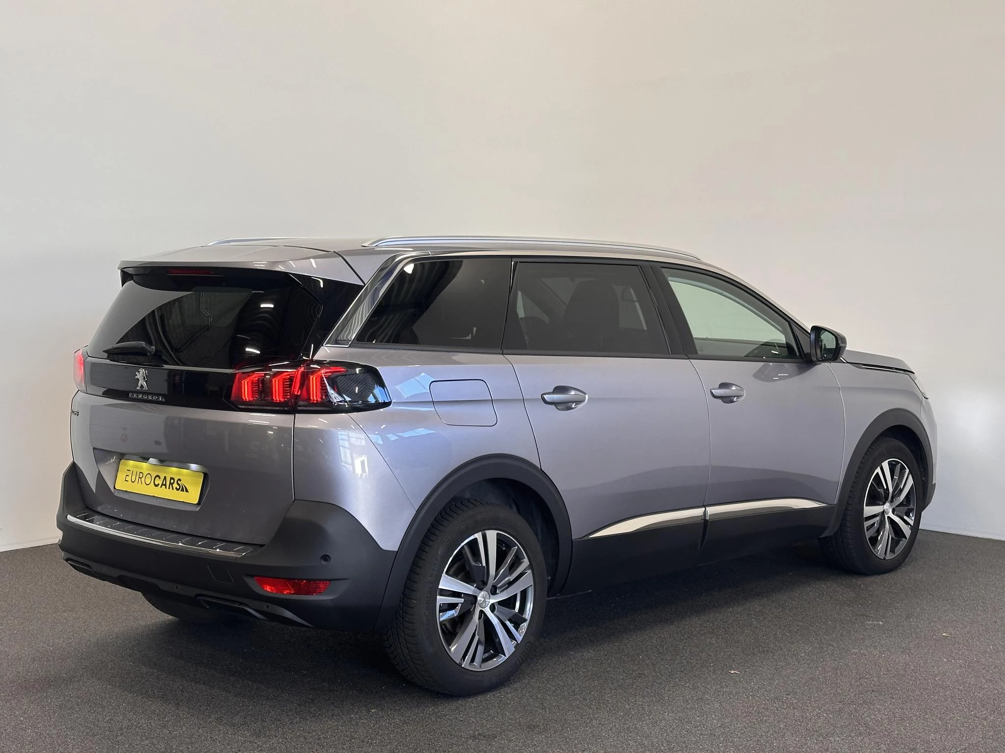Hoofdafbeelding Peugeot 5008