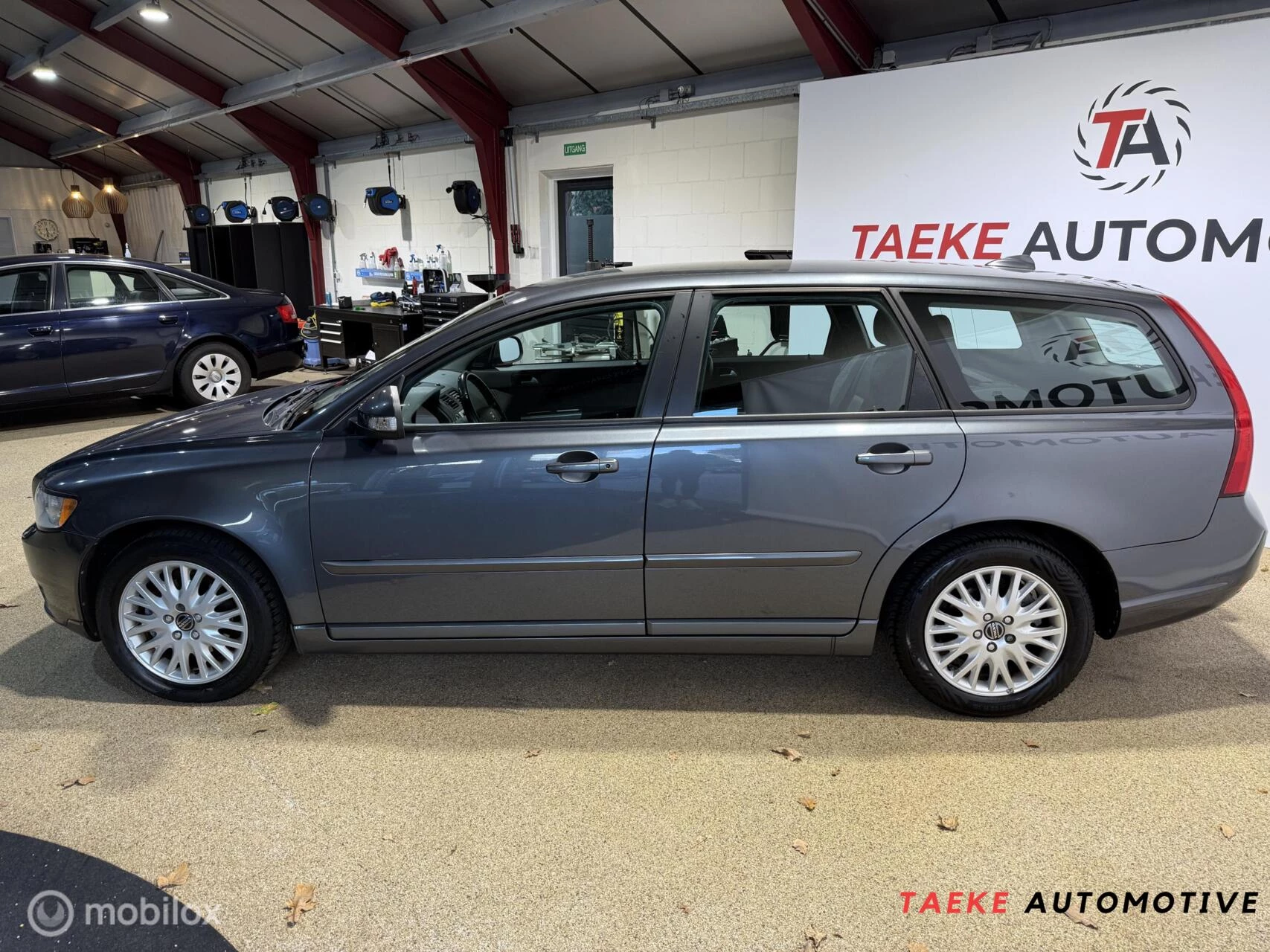 Hoofdafbeelding Volvo V50