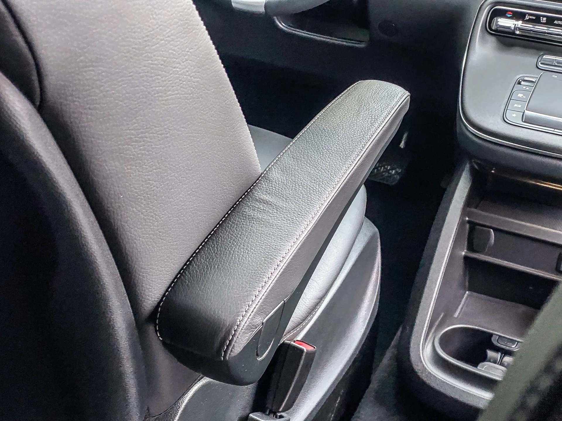 Hoofdafbeelding Mercedes-Benz EQV