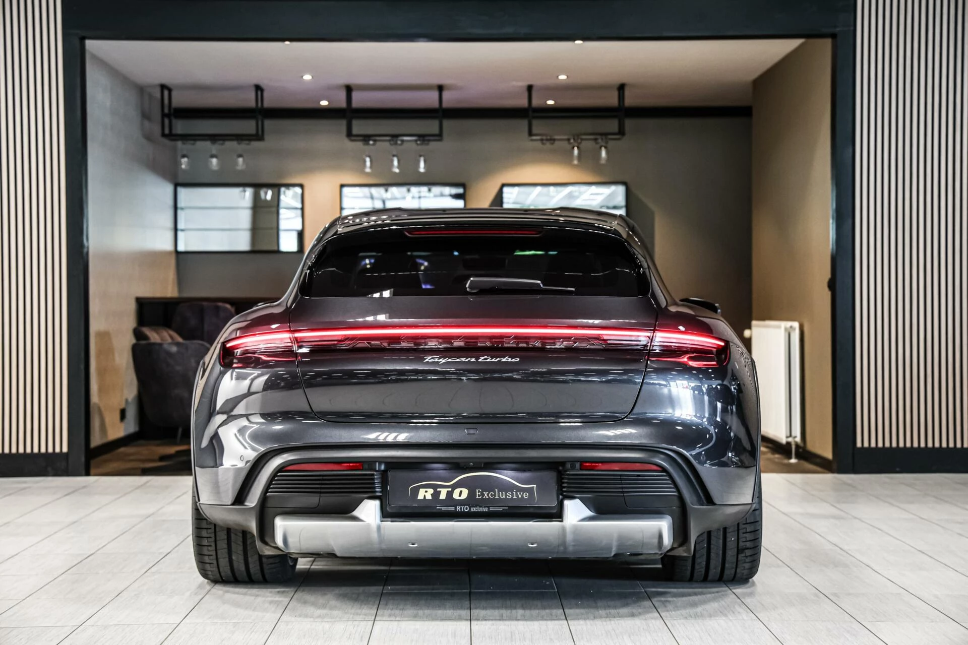 Hoofdafbeelding Porsche Taycan