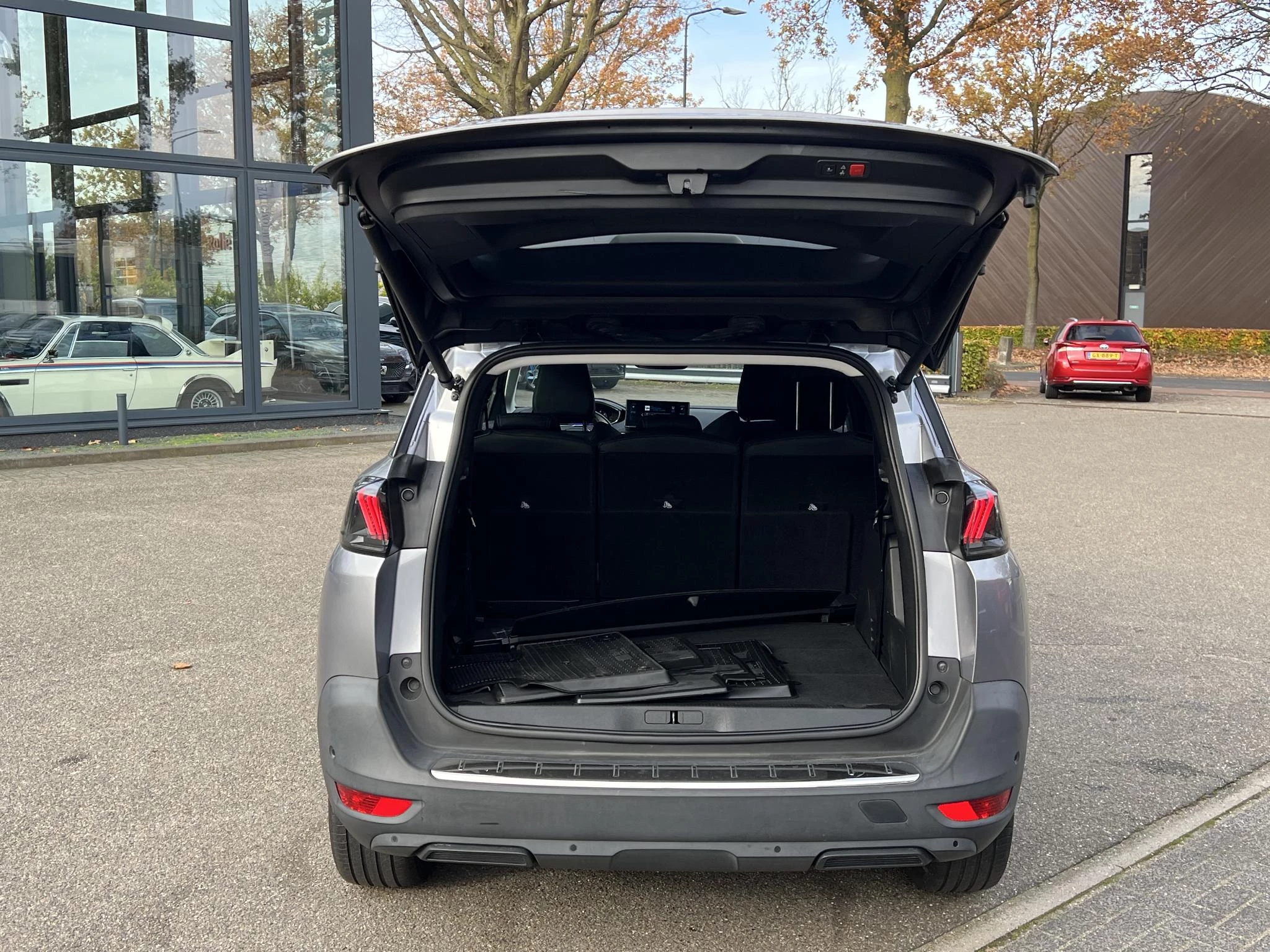 Hoofdafbeelding Peugeot 5008