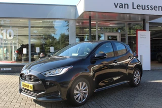 Toyota Yaris 1.5 Hybrid 115 STOELVERW. STUURVERW. LED APPLE/ANDROID KEYLESS LM-VELGEN AD-CRUISE
