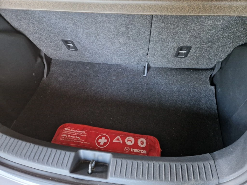 Hoofdafbeelding Mazda 2