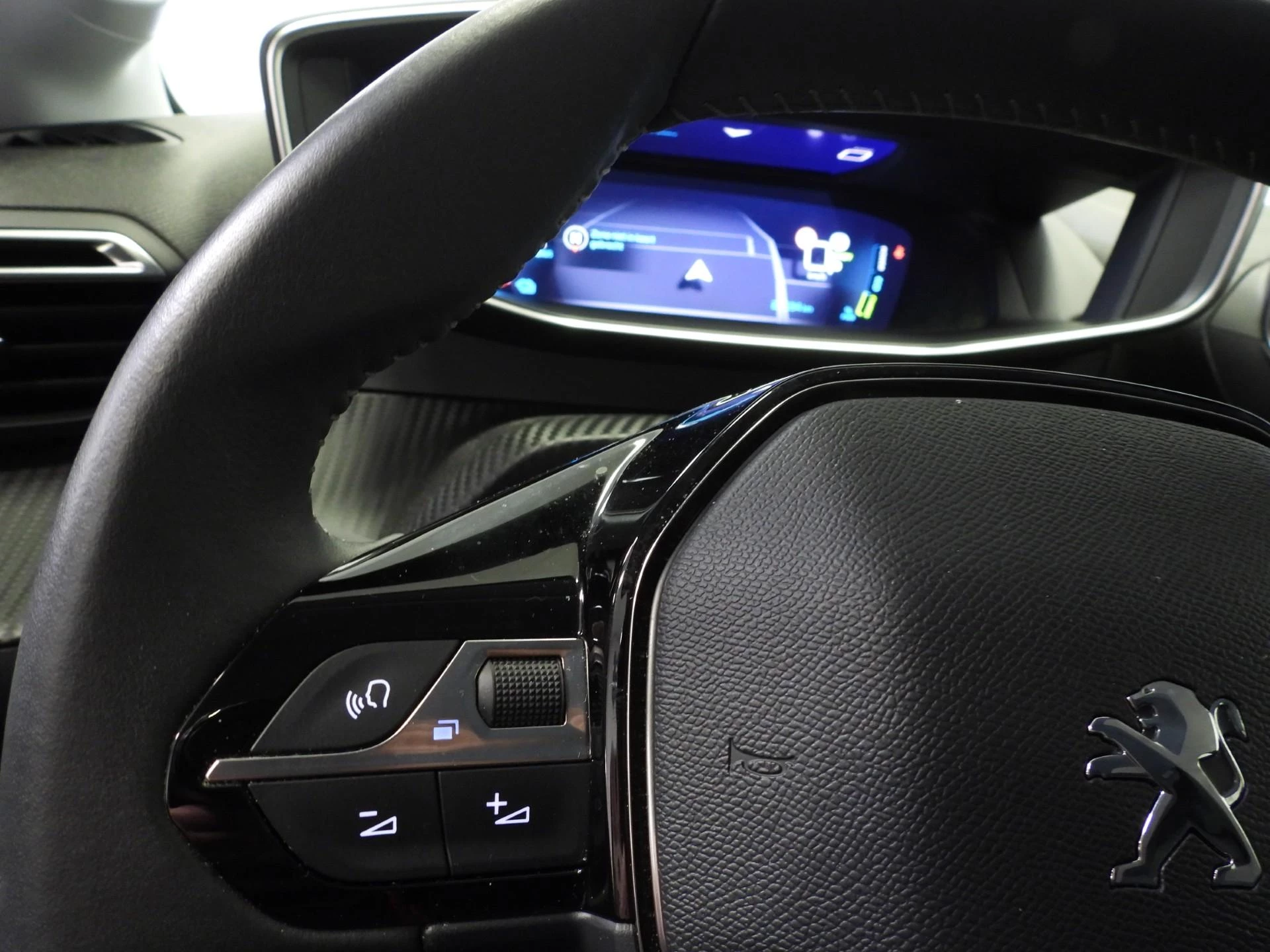 Hoofdafbeelding Peugeot e-208