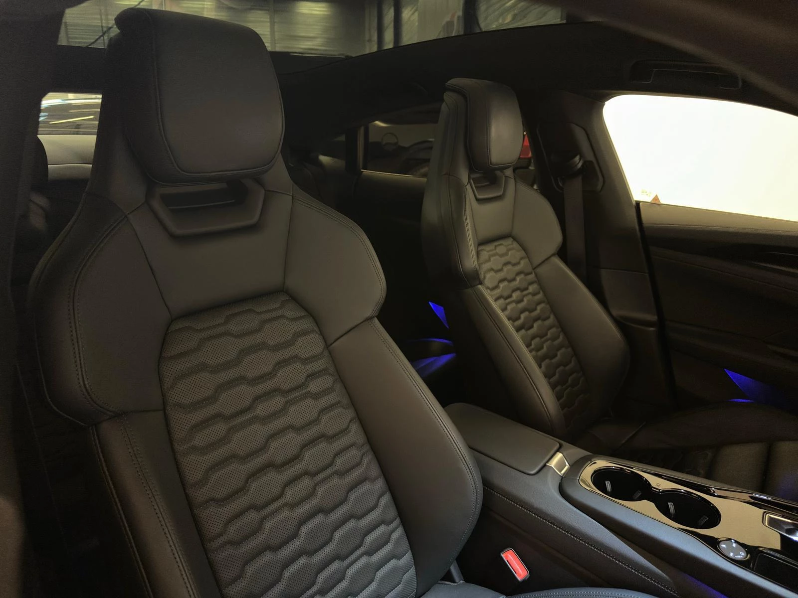 Hoofdafbeelding Audi e-tron GT