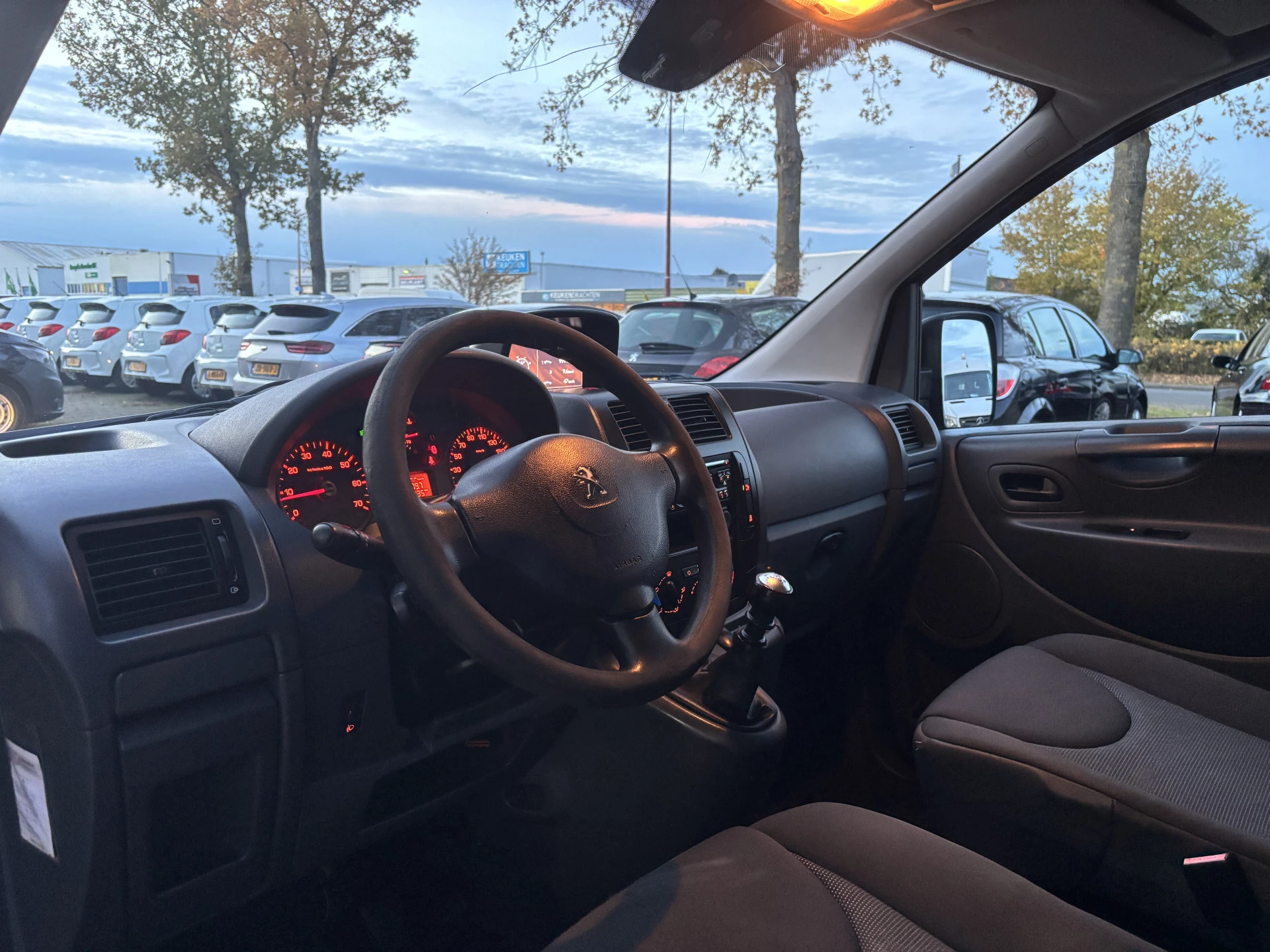 Hoofdafbeelding Peugeot Expert