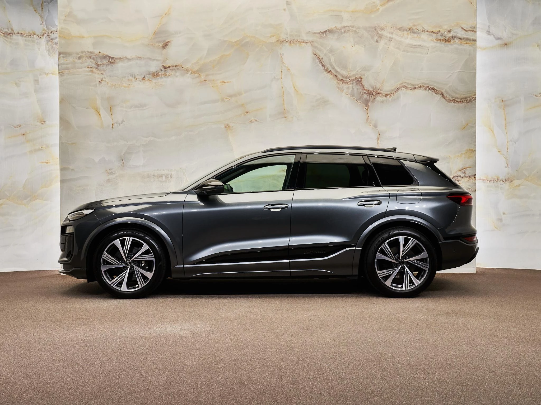 Hoofdafbeelding Audi SQ6
