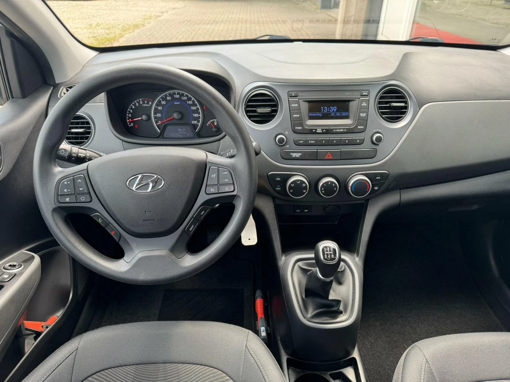Hoofdafbeelding Hyundai i10