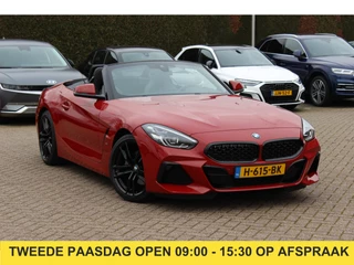 BMW Z4 Roadster sDrive20i High Executive Ed. M Sport / 24.413 km! / NL Auto / Camera / Leder / 19'' / Sfeerverlichting / Stuur+Stoelverwarming / Windscherm / Cruise Control