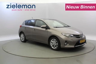 Toyota Auris 1.8 Hybrid Lease+ - Navi, Clima, Panorama, Camera, Trekhaak