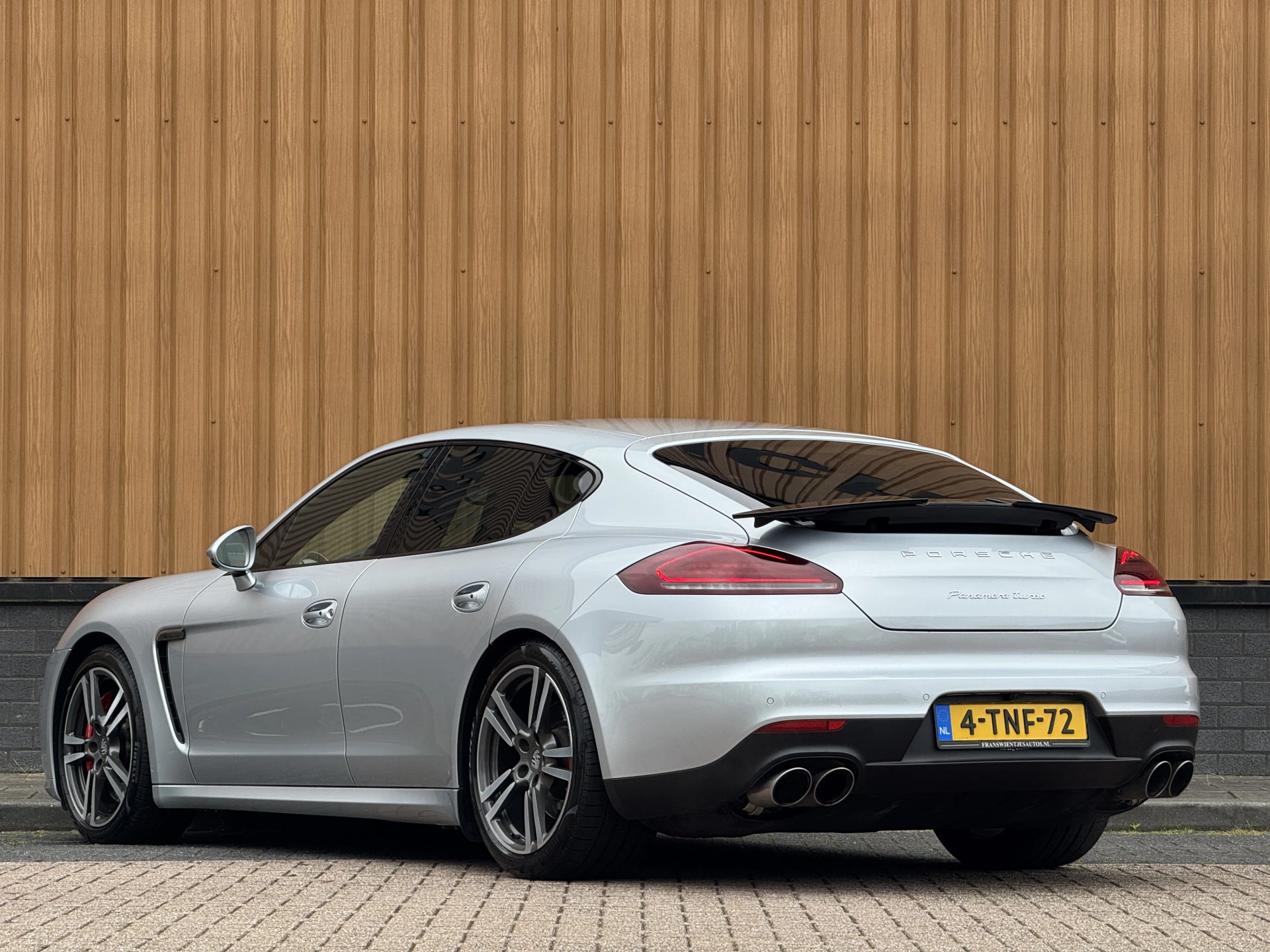 Hoofdafbeelding Porsche Panamera
