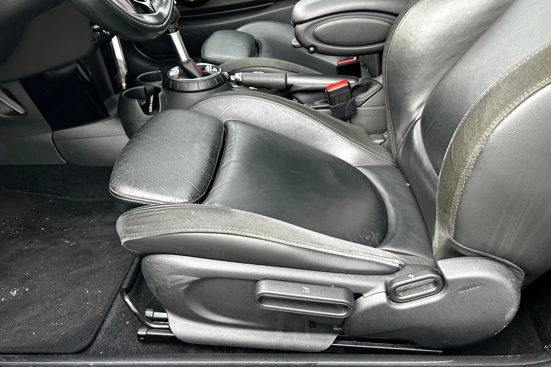 Hoofdafbeelding MINI Cooper S