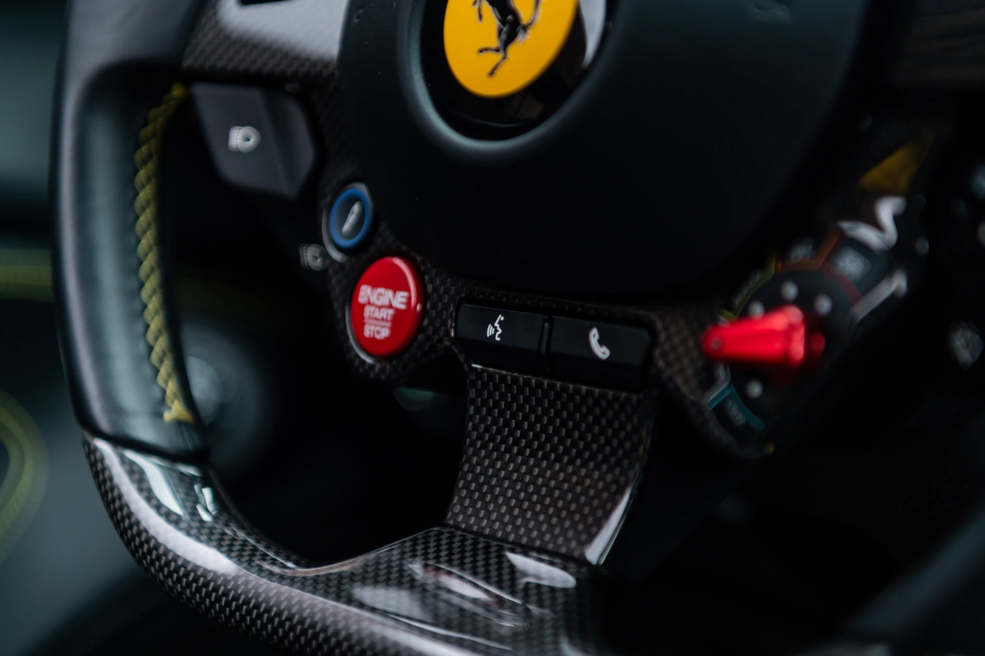 Hoofdafbeelding Ferrari F8 Tributo